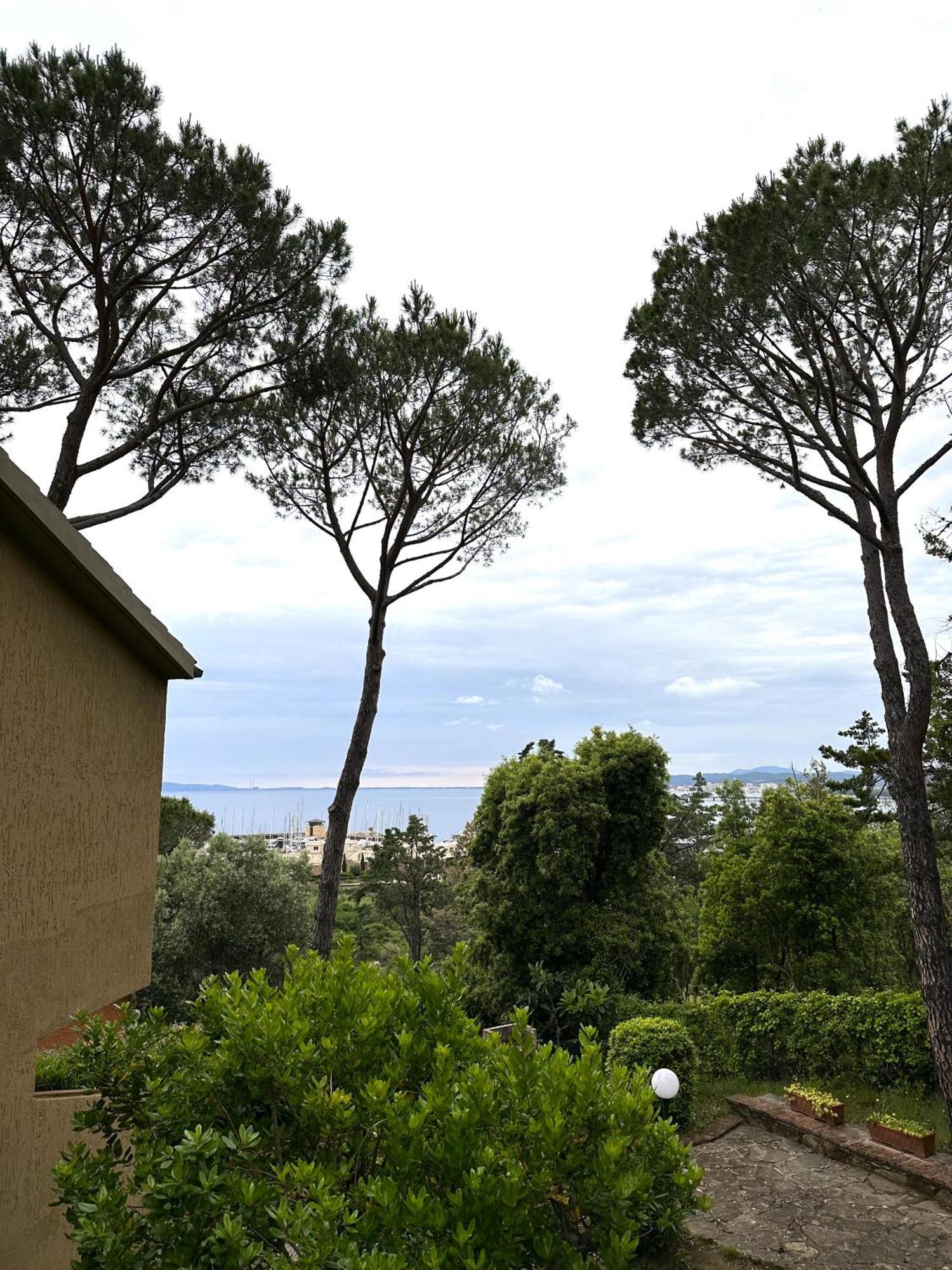 Appartamenti Portiglioni-Belvedere 普林托迪斯卡利诺 外观 照片